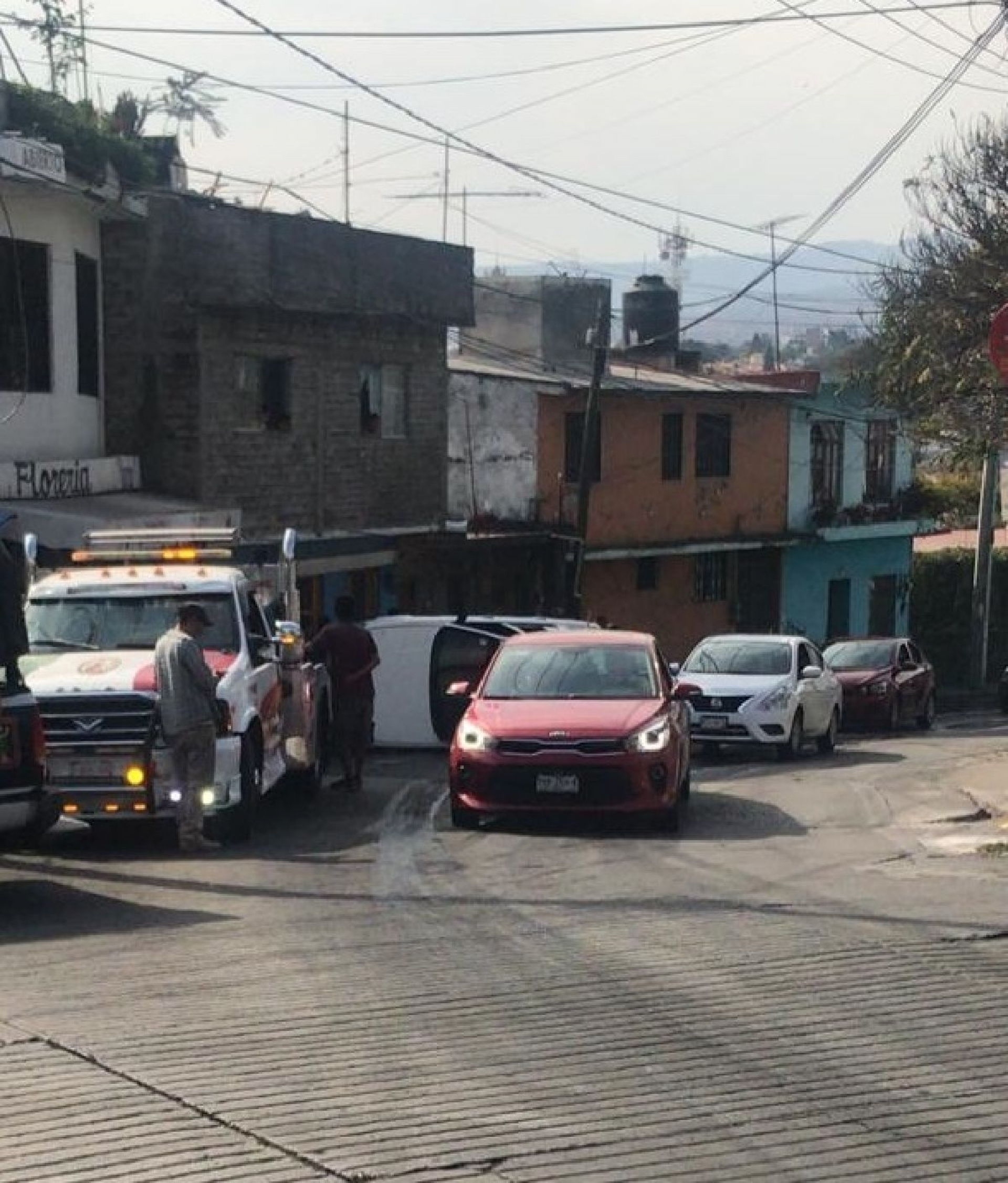 Volcadura en Atlacomulco deja un lesionado