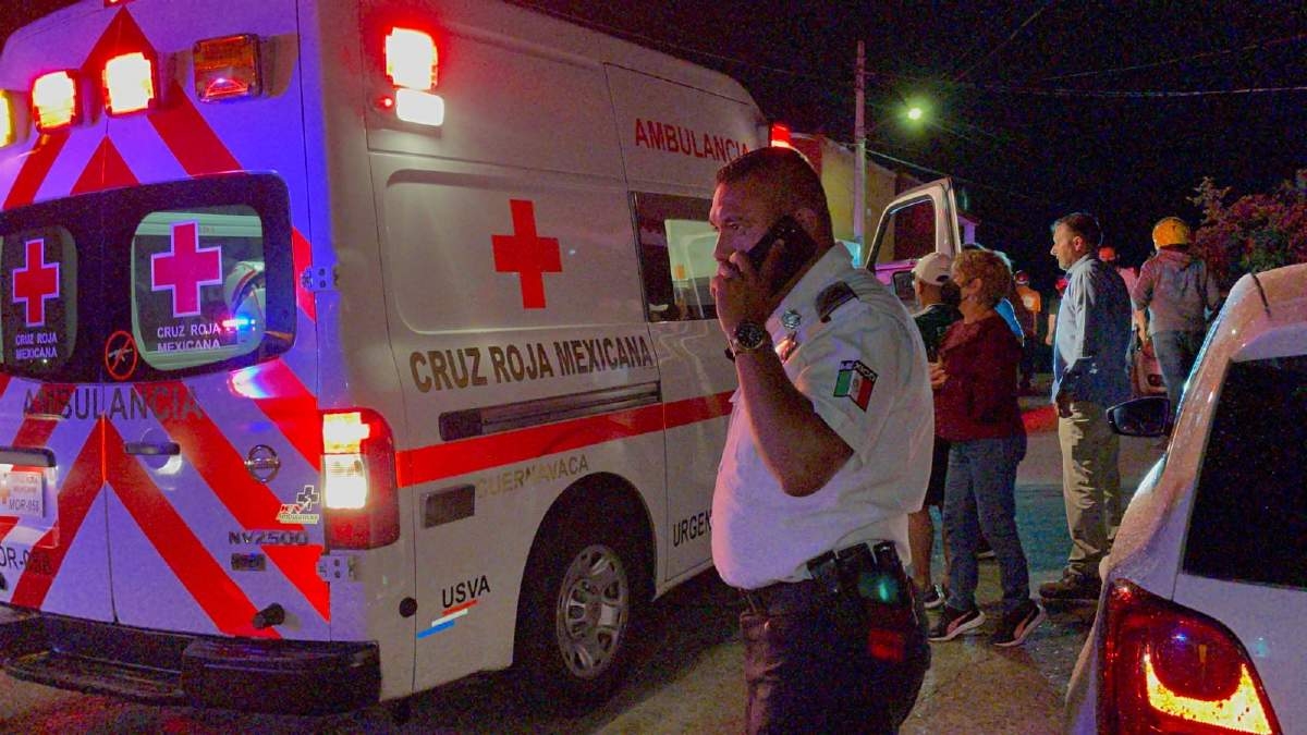 Se fueron a la barranca con todo y camioneta