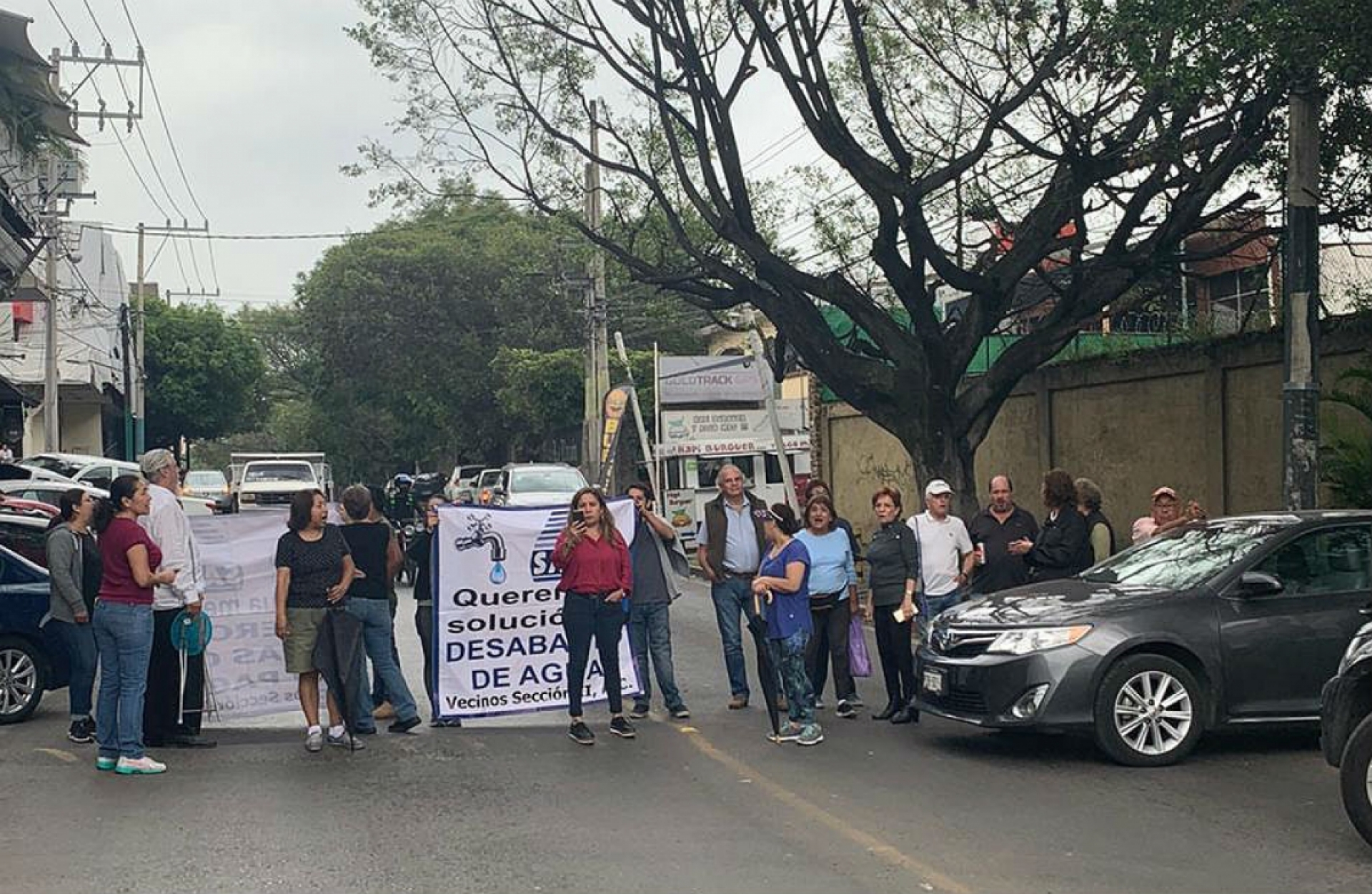 También cierran la avenida San Diego