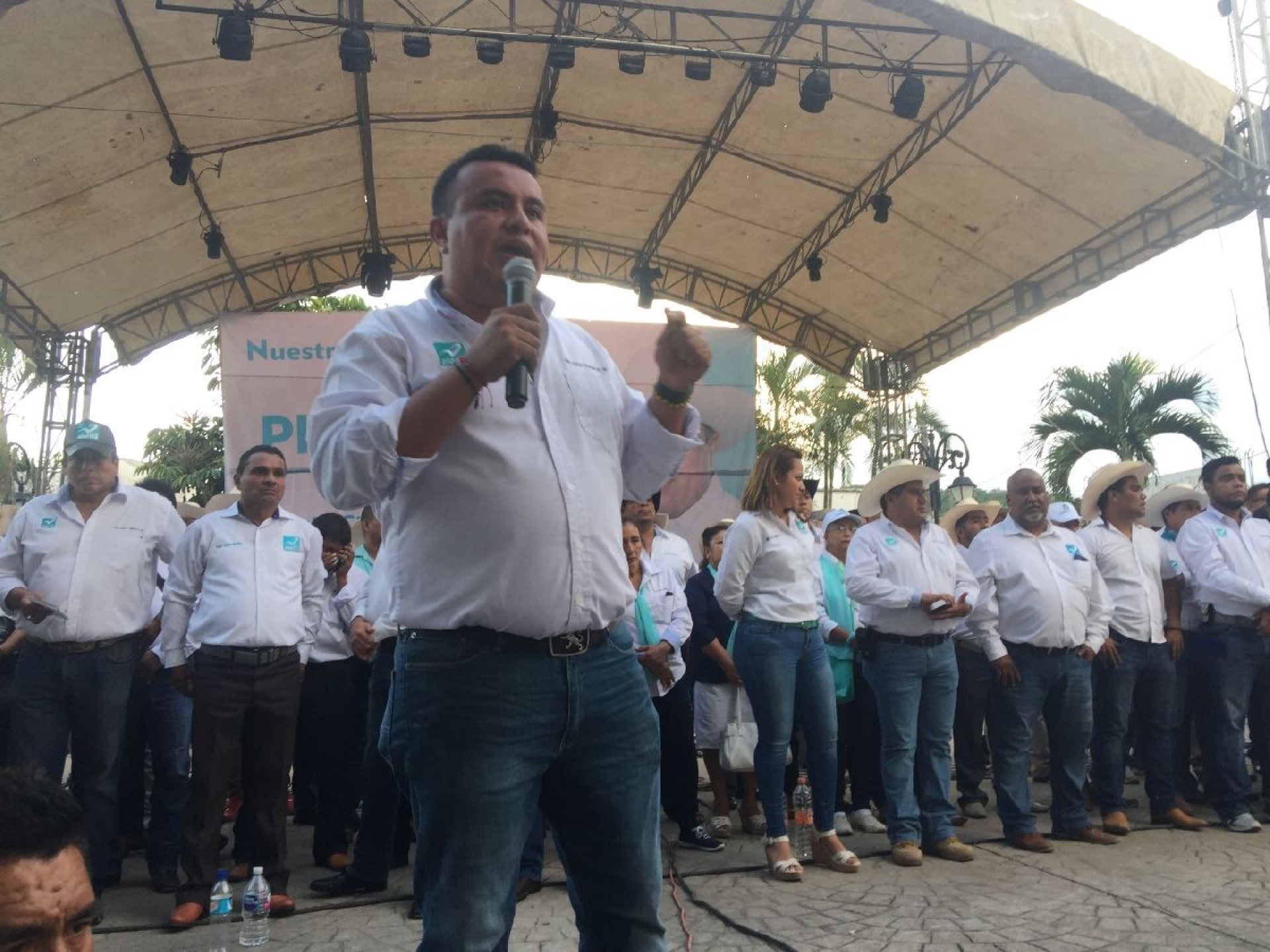 Impresionante cierre de campaña de Isaac Pimentel Mejía