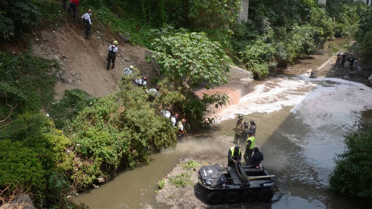 Localizan cuerpo de Ana Karen; joven arrastrada por corriente de agua en Tlalnepantla