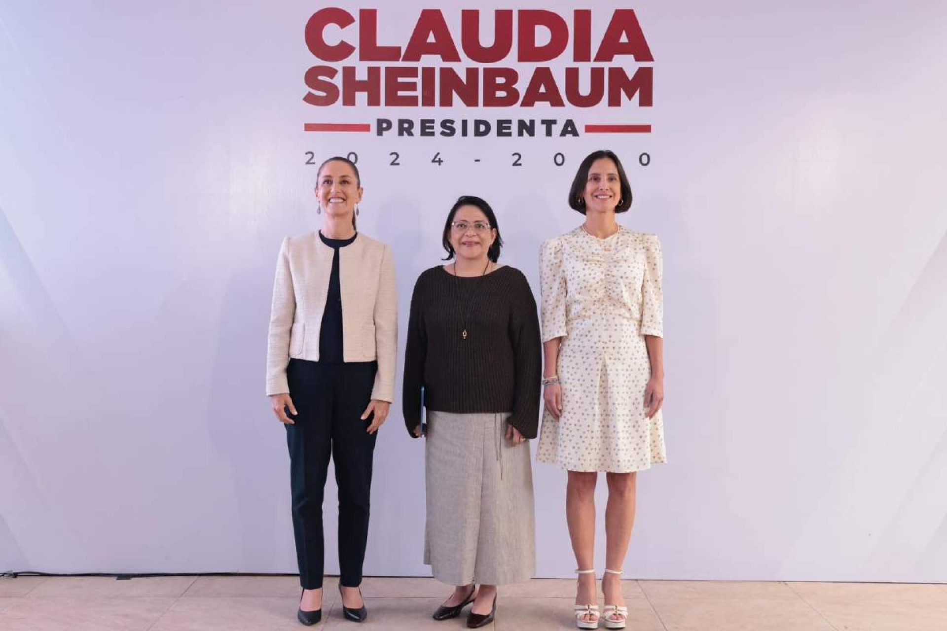 CFE, 'la gallina de los huevos de oro'