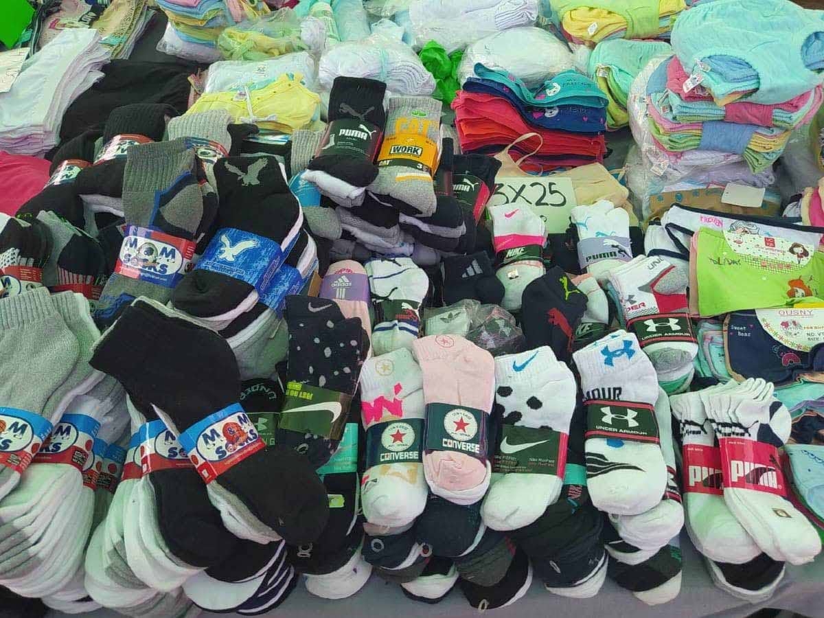 Acude a diferentes tianguis para vender sus productos