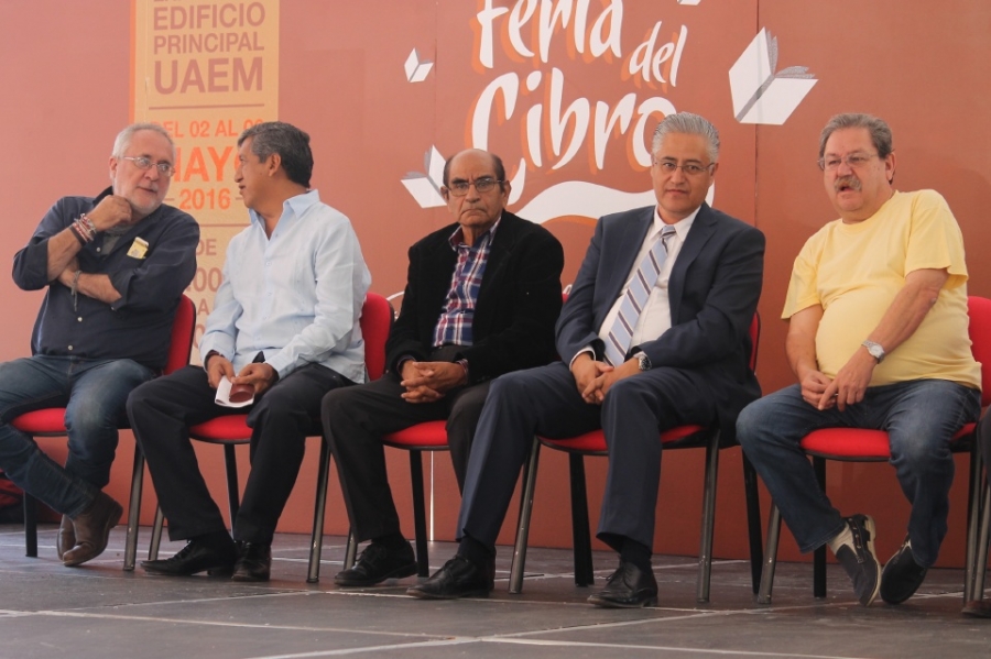 Inauguran la Feria del Libro “Para leer en libertad” en la UAEM