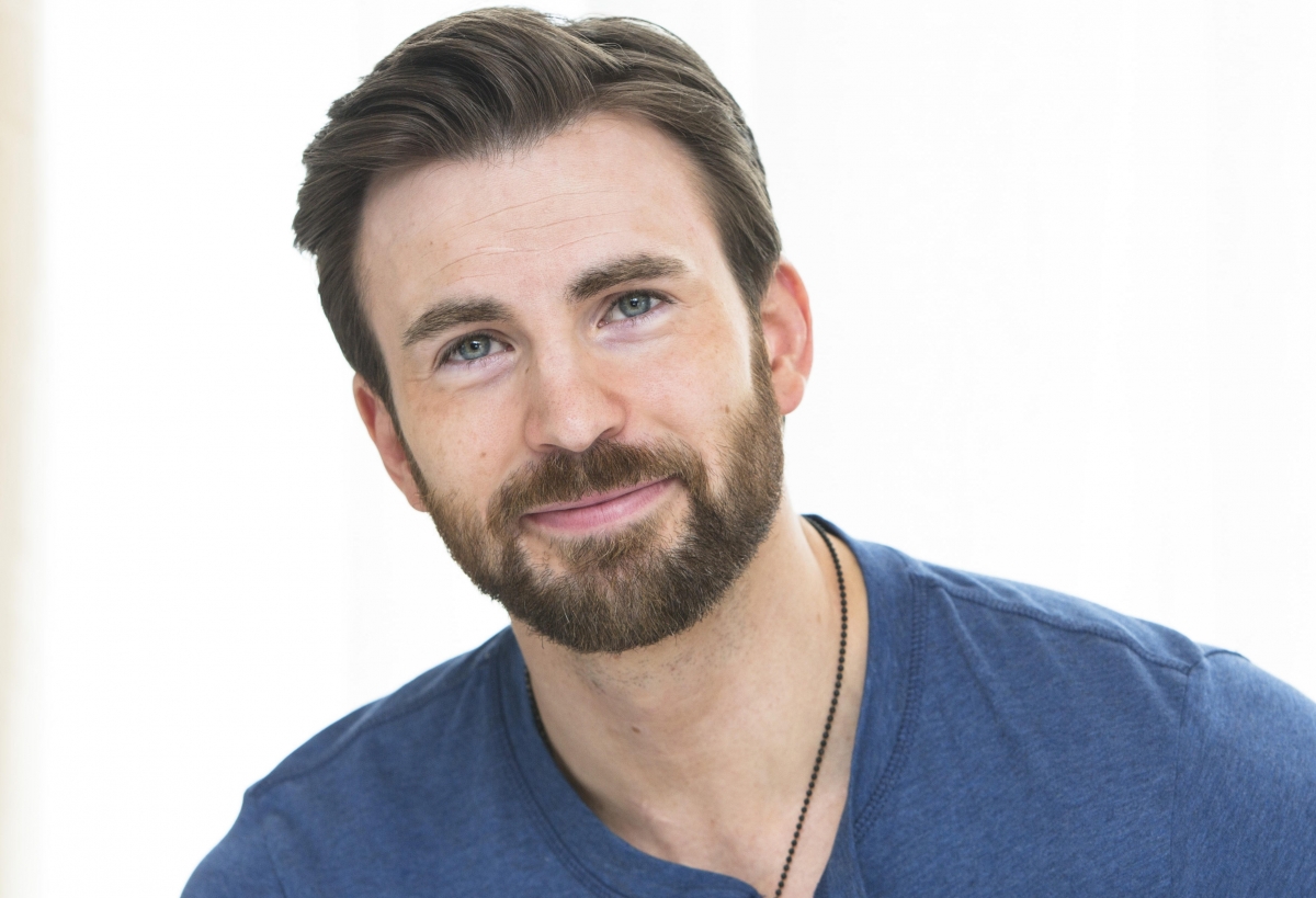Chris Evans comparte carta que envió en 1998 buscando trabajo