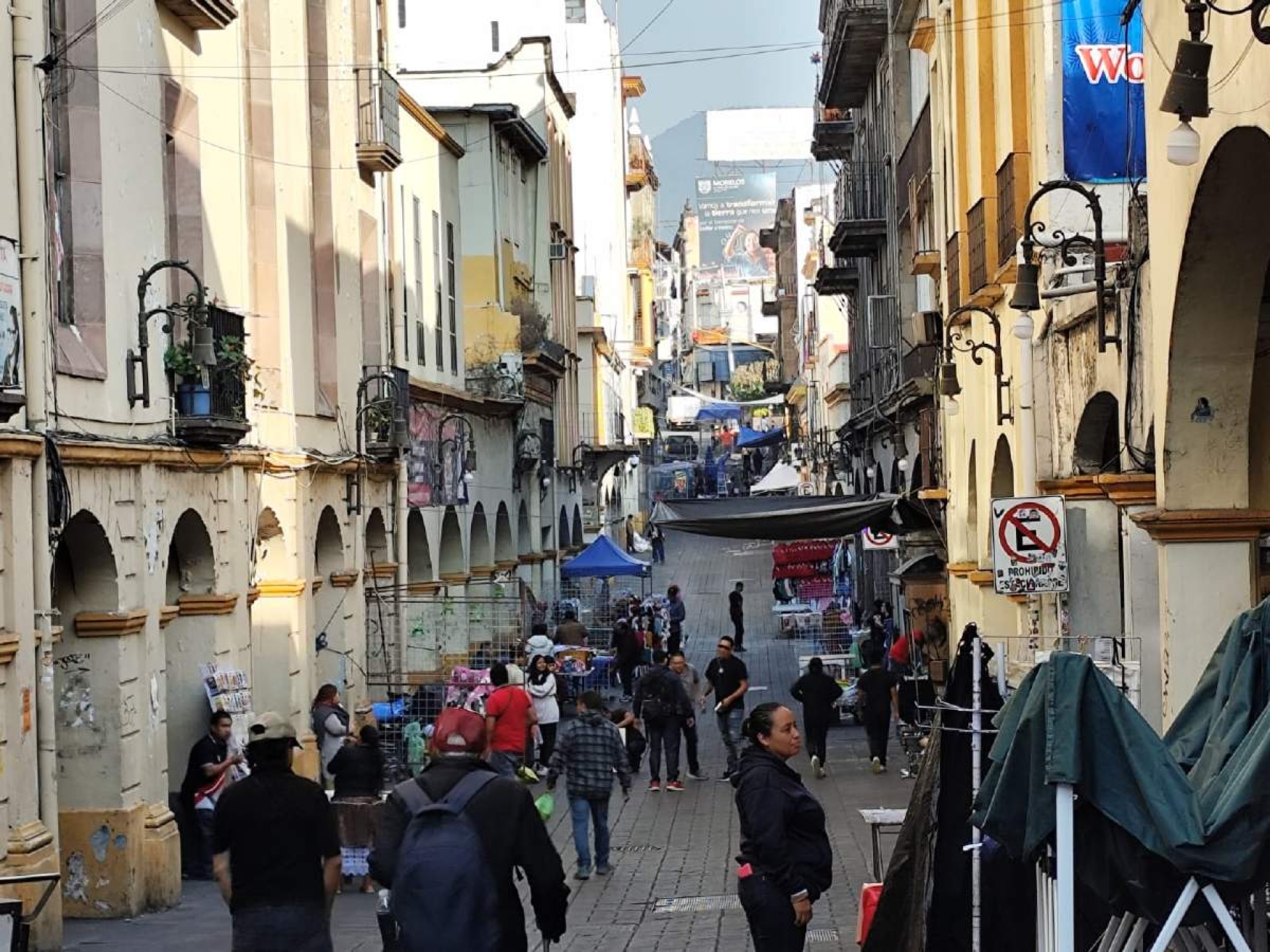 No hay permisos para que comerciantes ocupen calles, ratifican