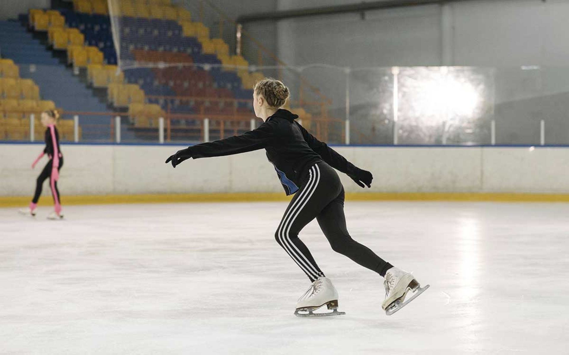 Patinadores estadounidenses y rusos, víctimas del choque aéreo en Washington