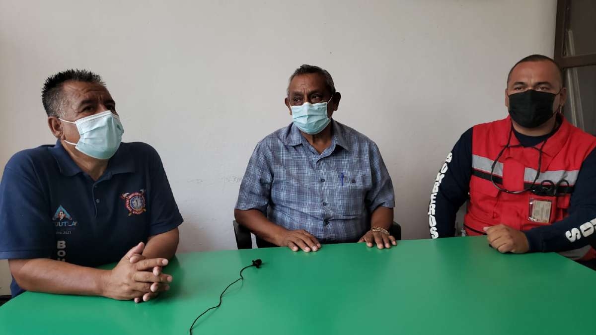 Voluntarios de Tehuixtla se suman a acciones de Bomberos de Jojutla