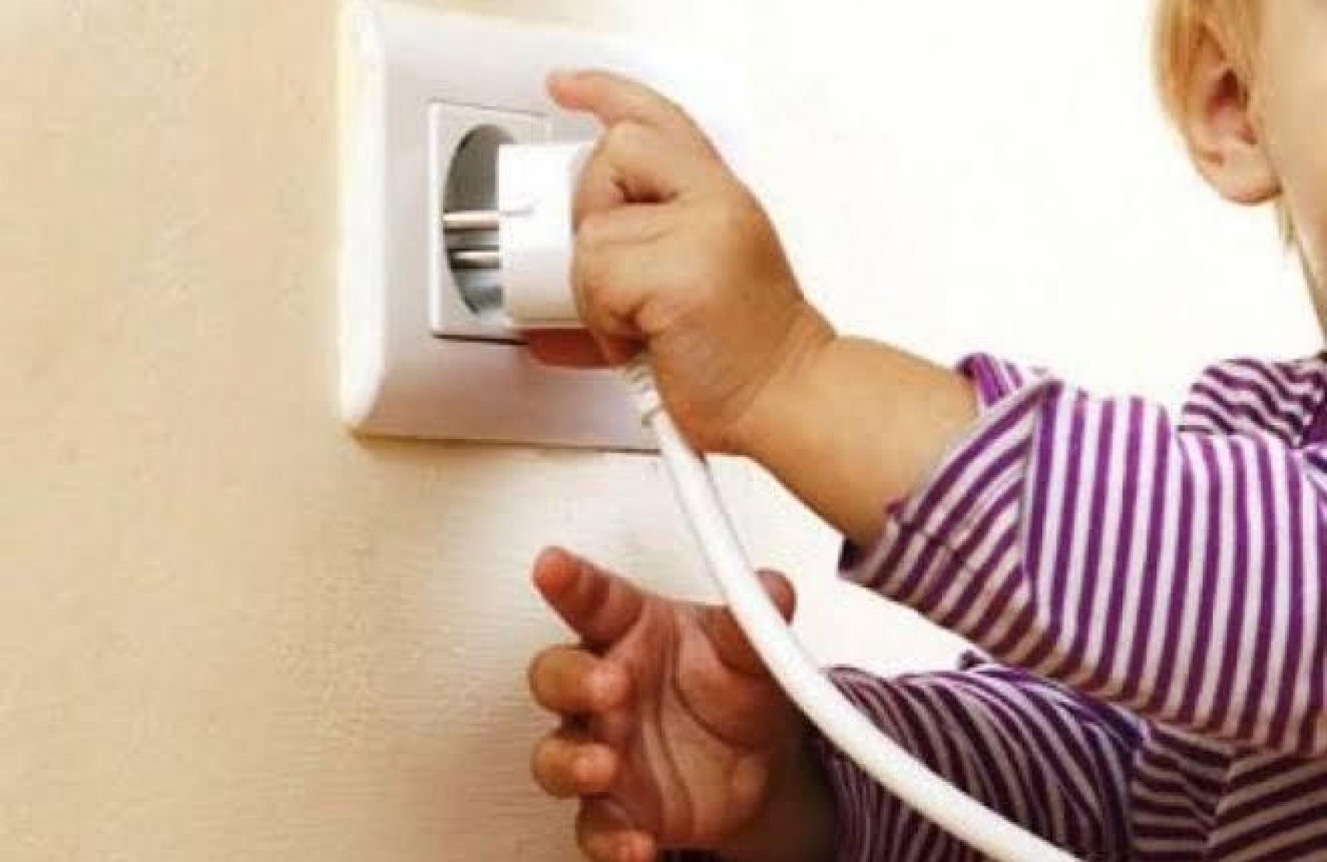 Muere bebé a causa de una descarga eléctrica