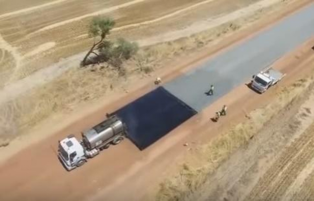 Así construyen las carreteras en Australia