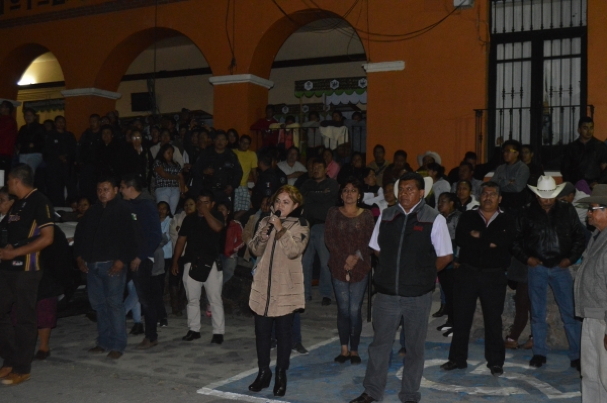 Llama alcaldesa de Totolapan a mantener la unidad la paz y la tranquilidad en el municipio