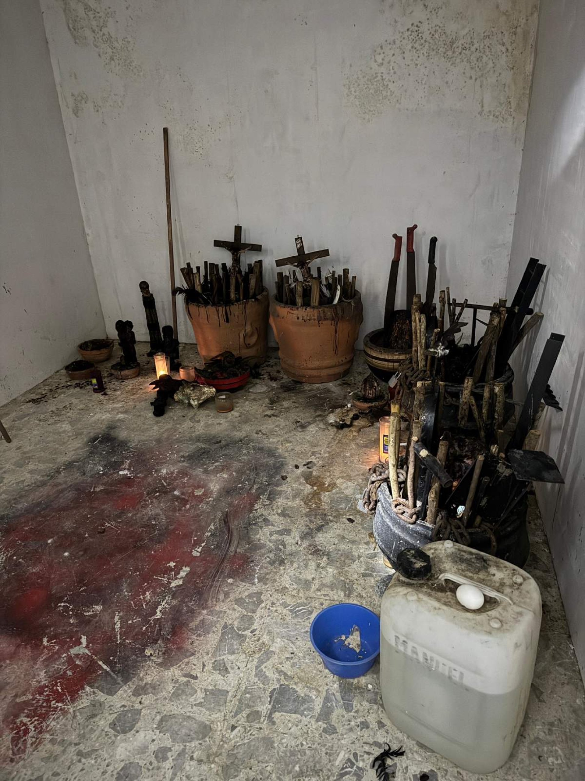 Hallan restos humanos en casa de exfuncionario estatal