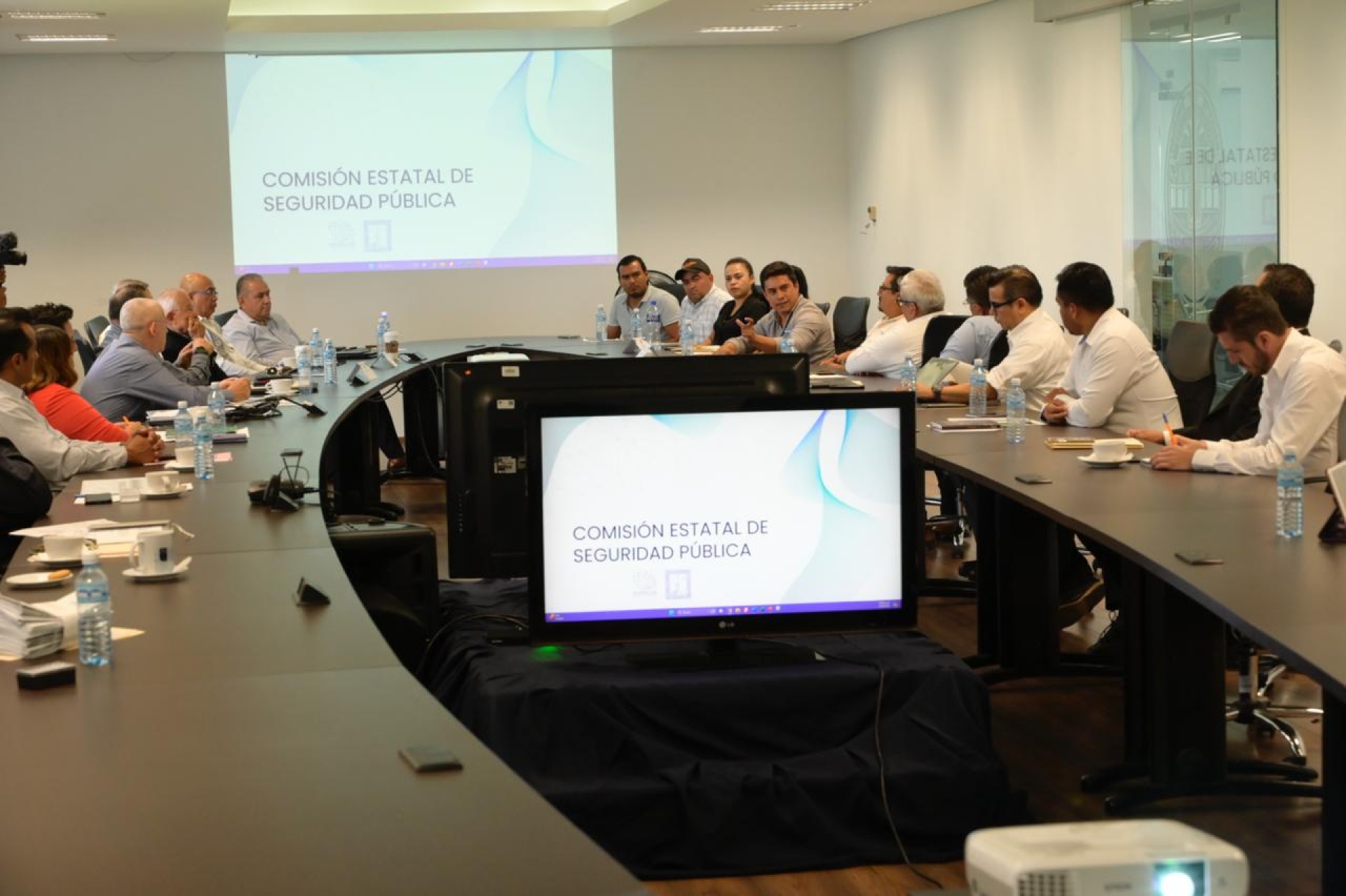 Expone gobierno del estado a alcaldesa y edil electos de Ayala y Axochiapan estatus de seguridad