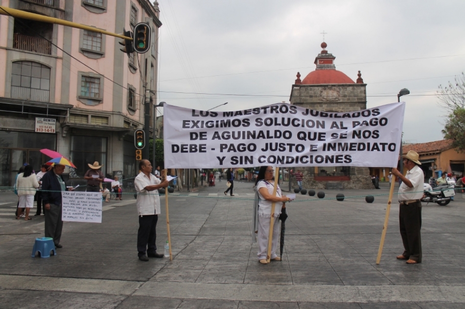 Convocan hoy a otro bloqueo de calles