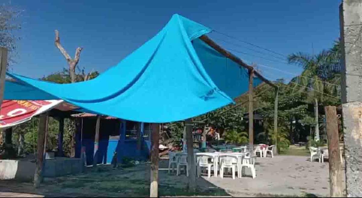 Palaperos de Coatetelco afectados por lluvias aún esperan ayuda