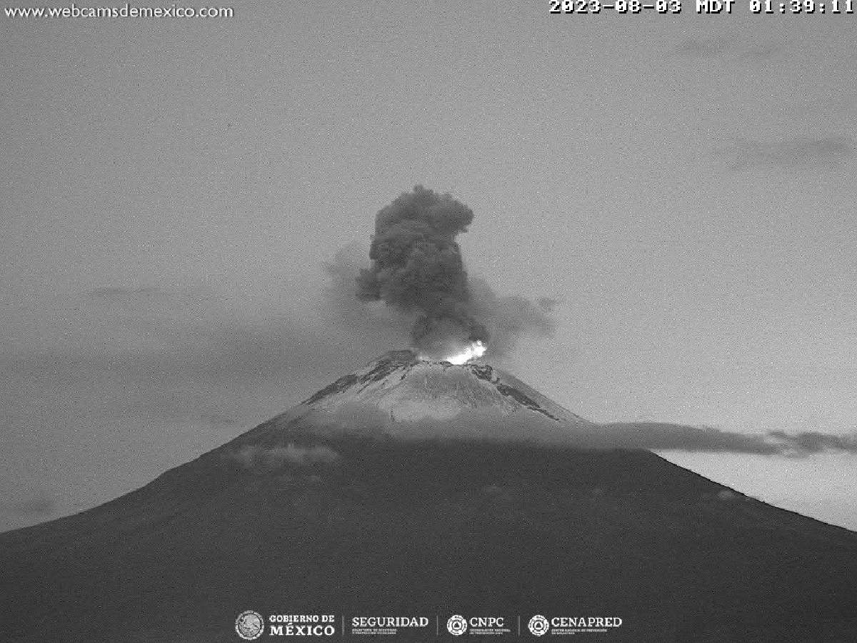 Detectan caída de ceniza del Popocatépetl en la región oriente