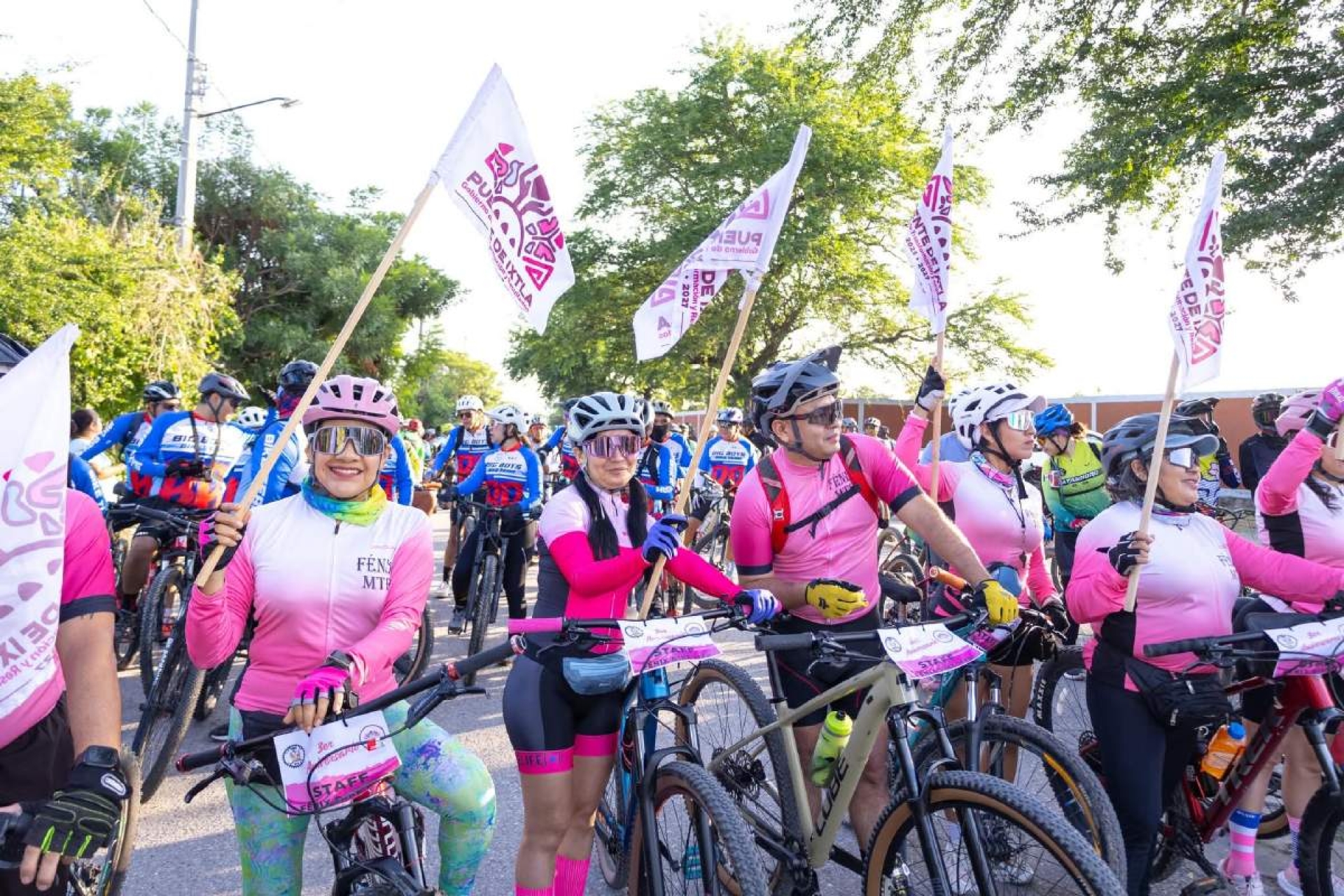 Grupo ciclista 'Fénix' celebra tercer aniversario con rodada
