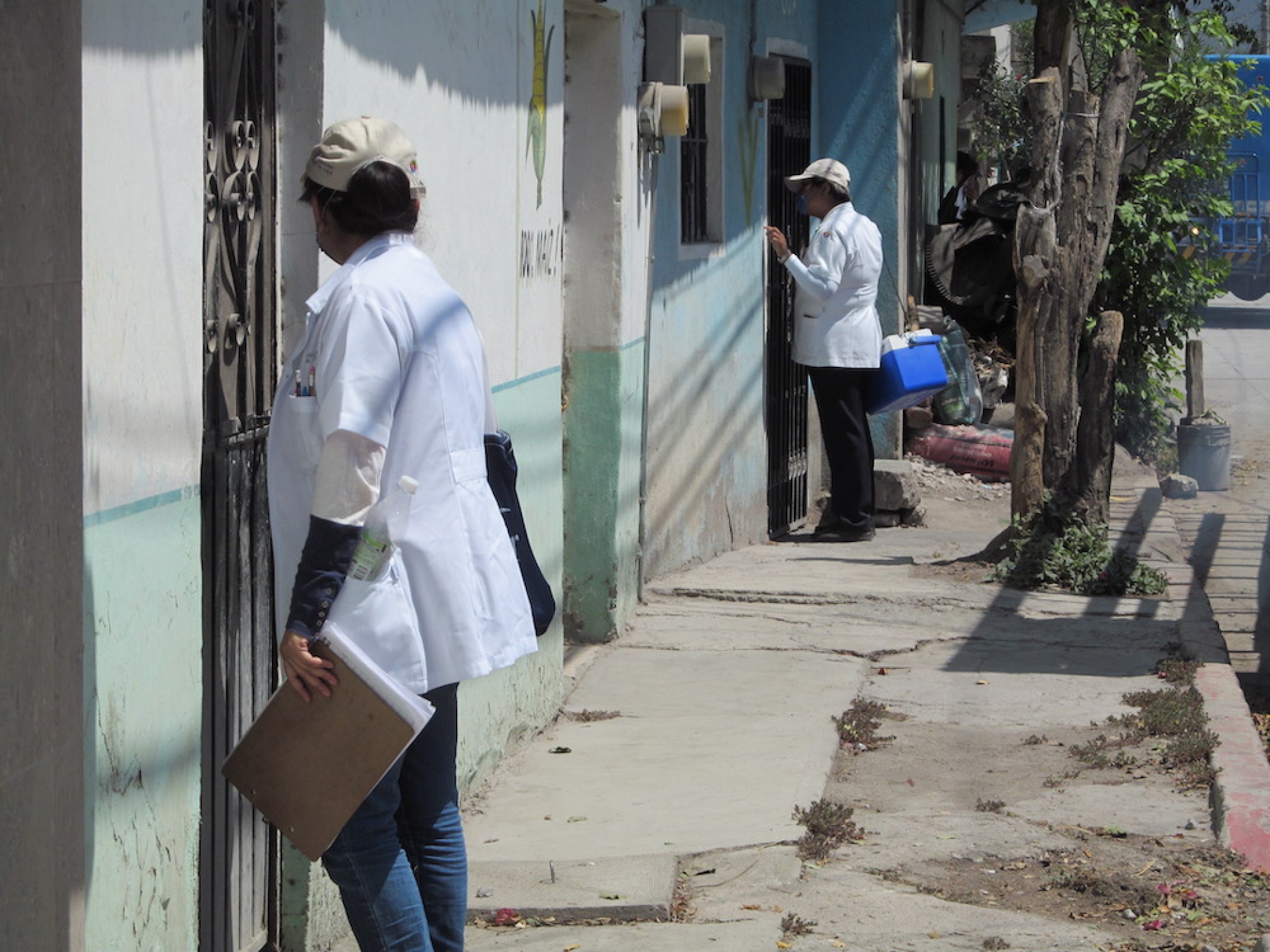 Adelantan campaña de vacunación por contingencia