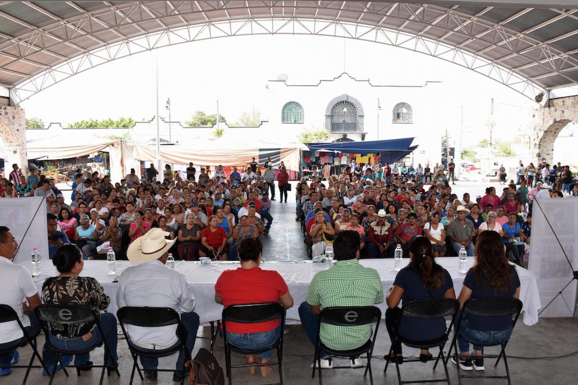 Buscan reunir a más familias migrantes