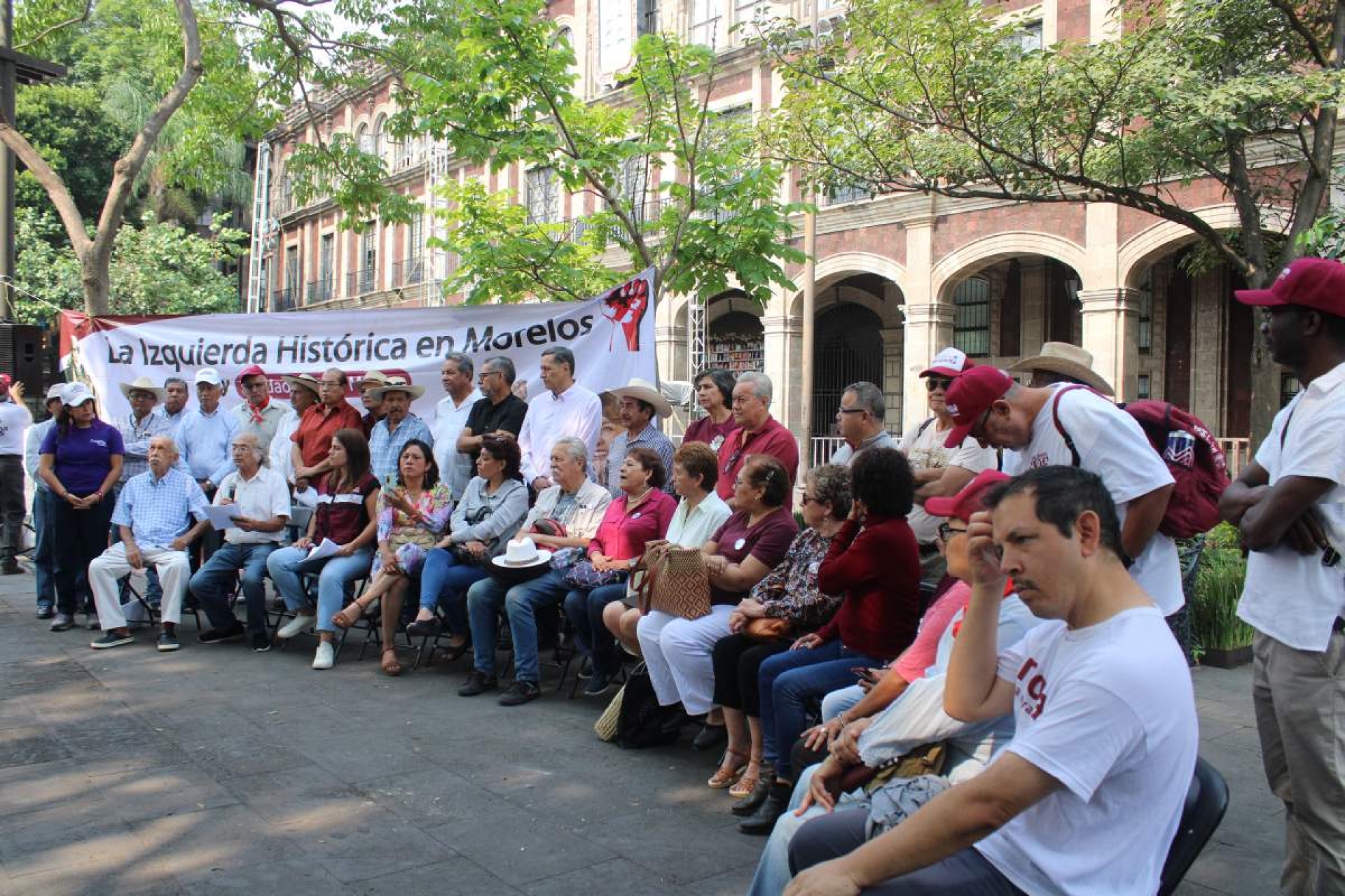 Morenistas niegan “desbandada”