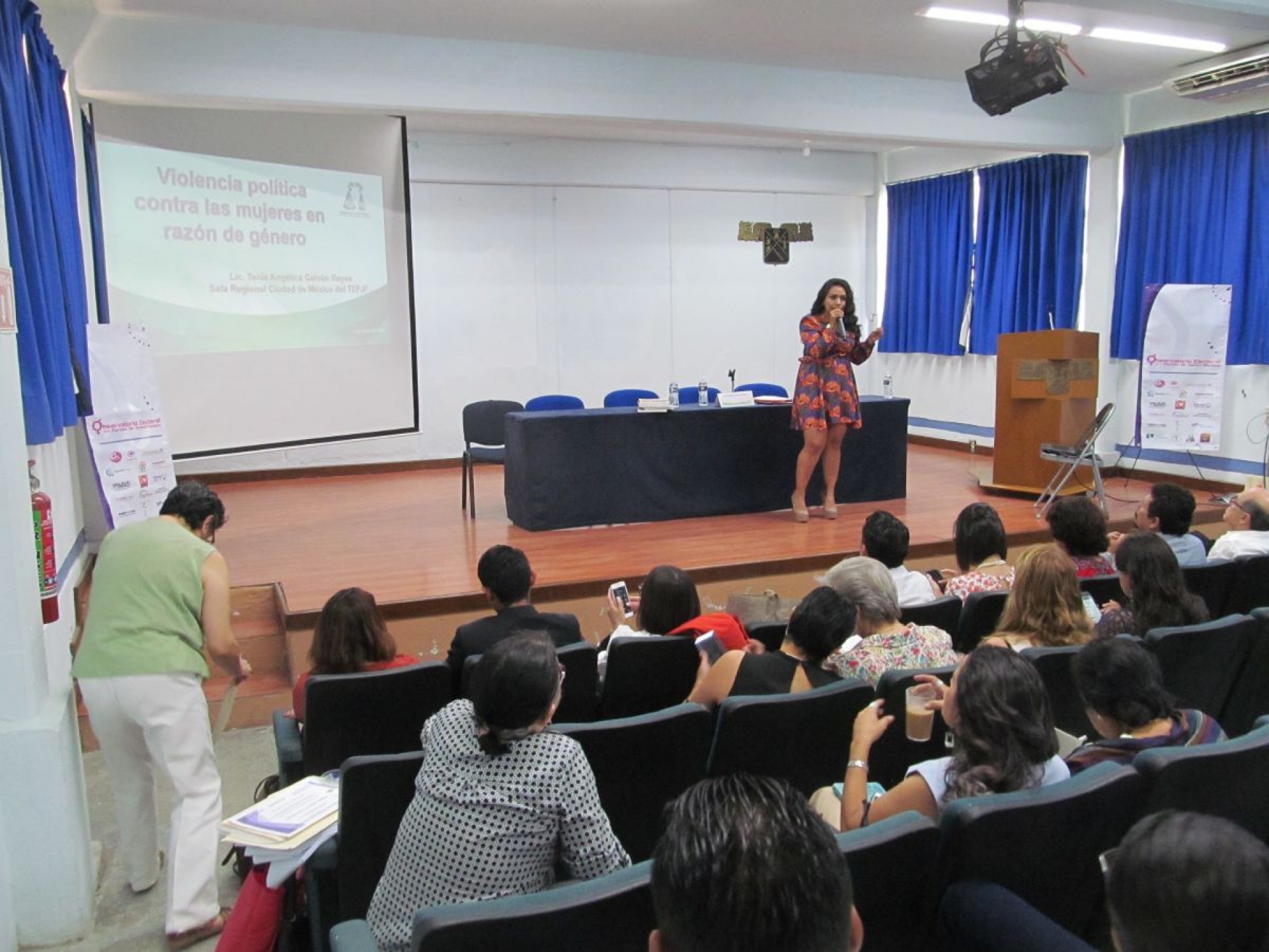 Persisten violencia política y falta de capacitación a la mujer