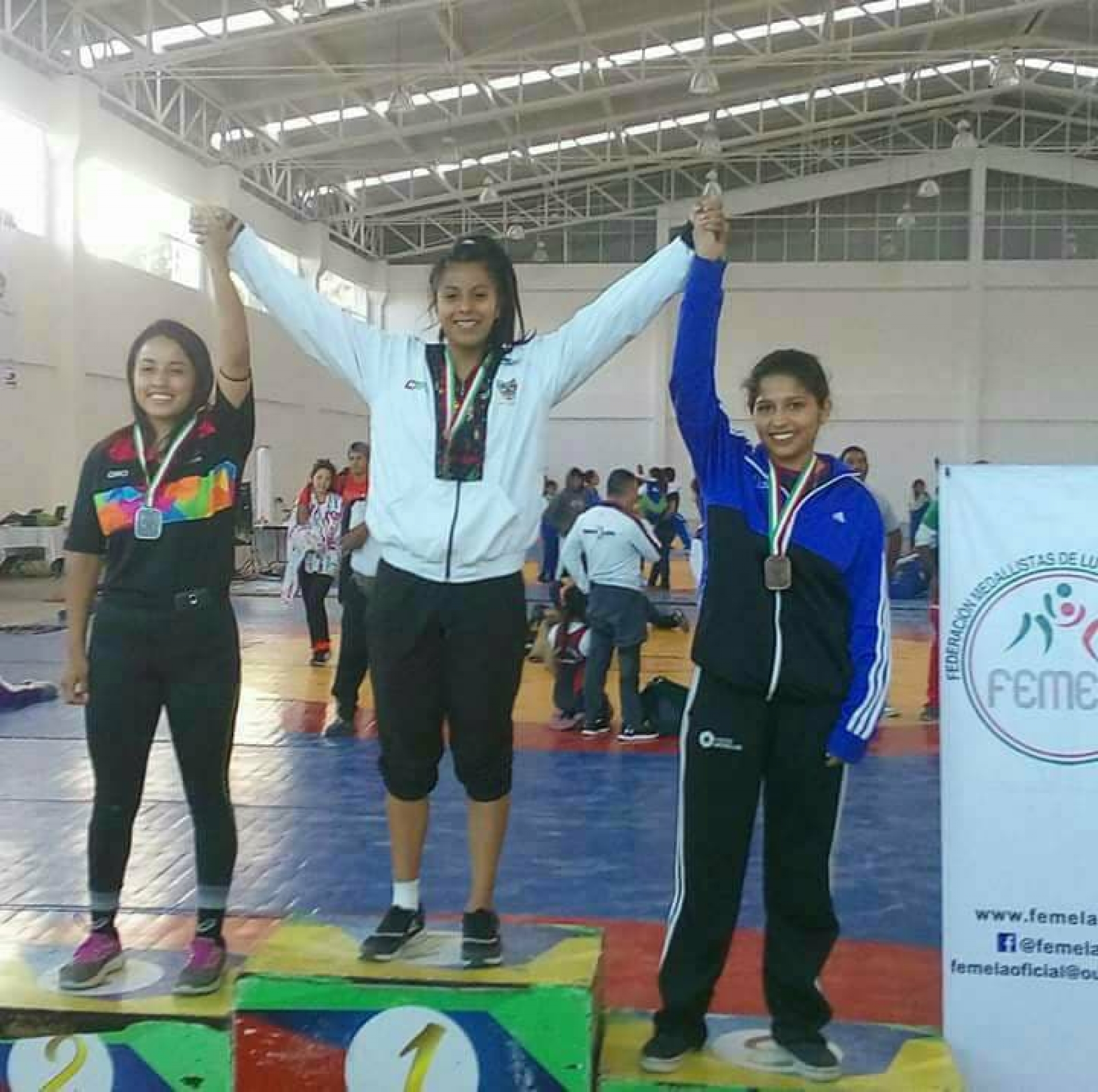 Abril Alvarado sube al pódium en el Campeonato Nacional de Luchas Asociadas