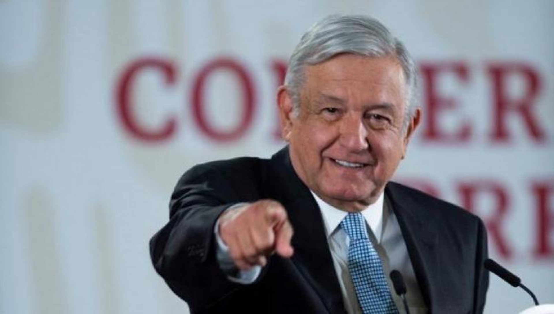 Eliminar los 'puentes' no afectará el turismo, dice AMLO