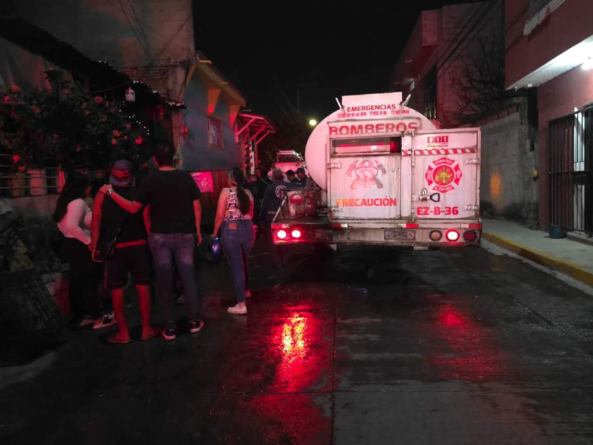 Se incendia una casa en Zapata