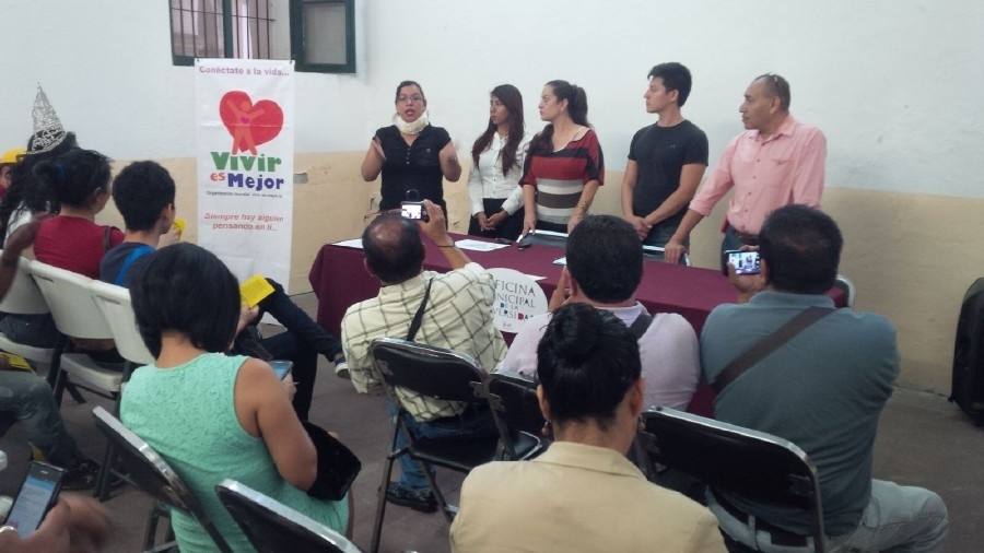 Inicia campaña para prevenir suicidios durante el fin de año