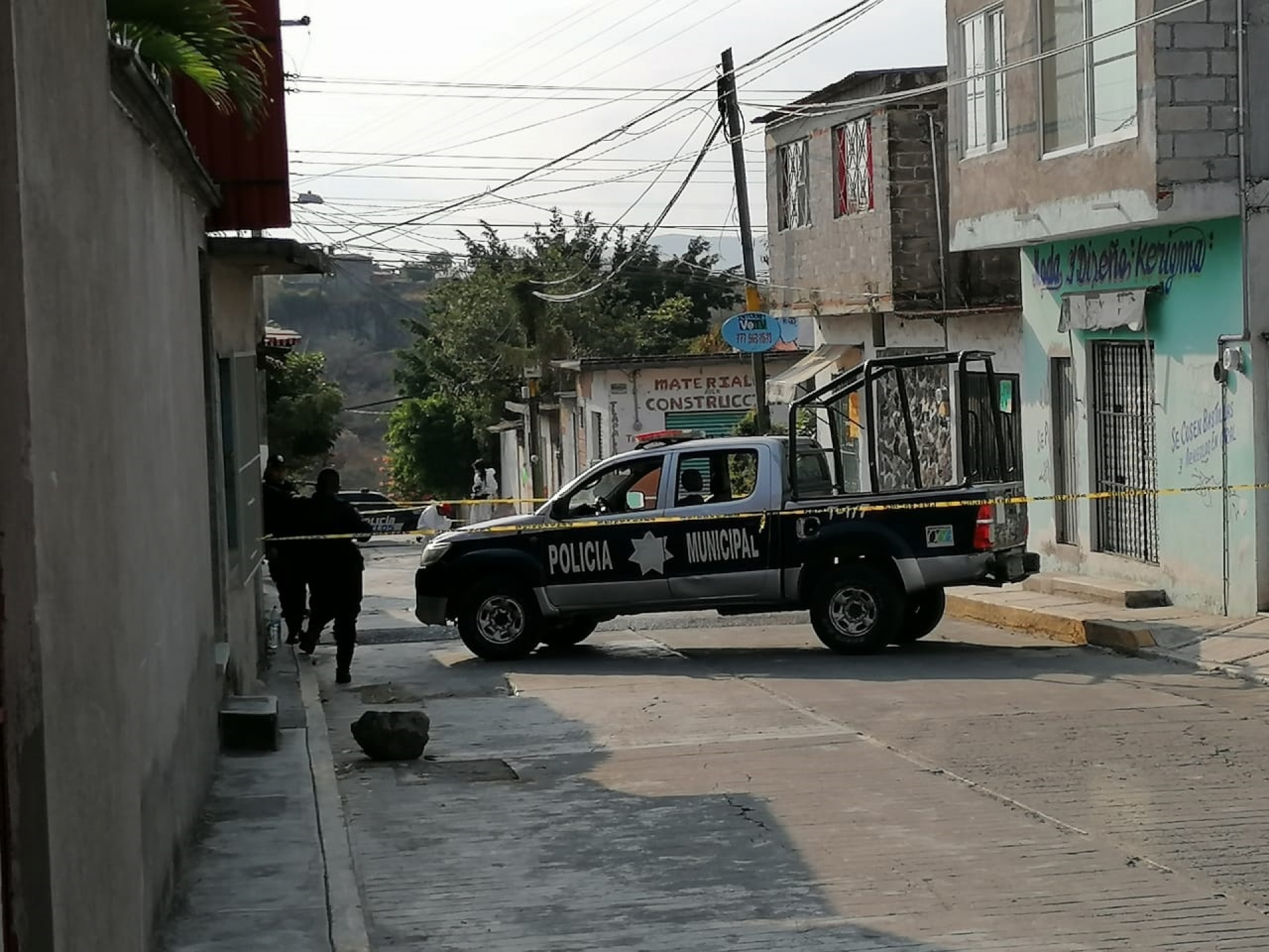 Asesinan a un taquero en el poblado de Galeana