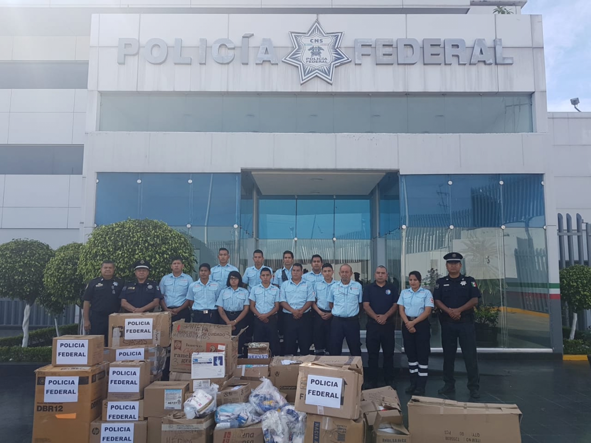 Dona PF material de curación a grupo de rescate y urgencias médicas