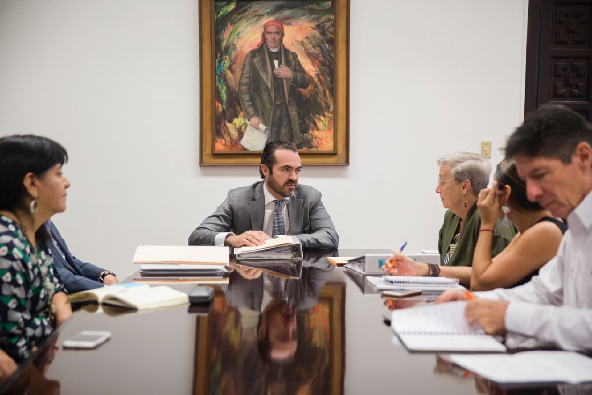 Impulsan participación política de las mujeres