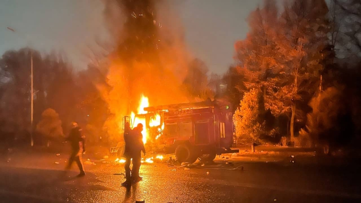 Aumentan a 13 los uniformados muertos durante los disturbios en Kazajistán