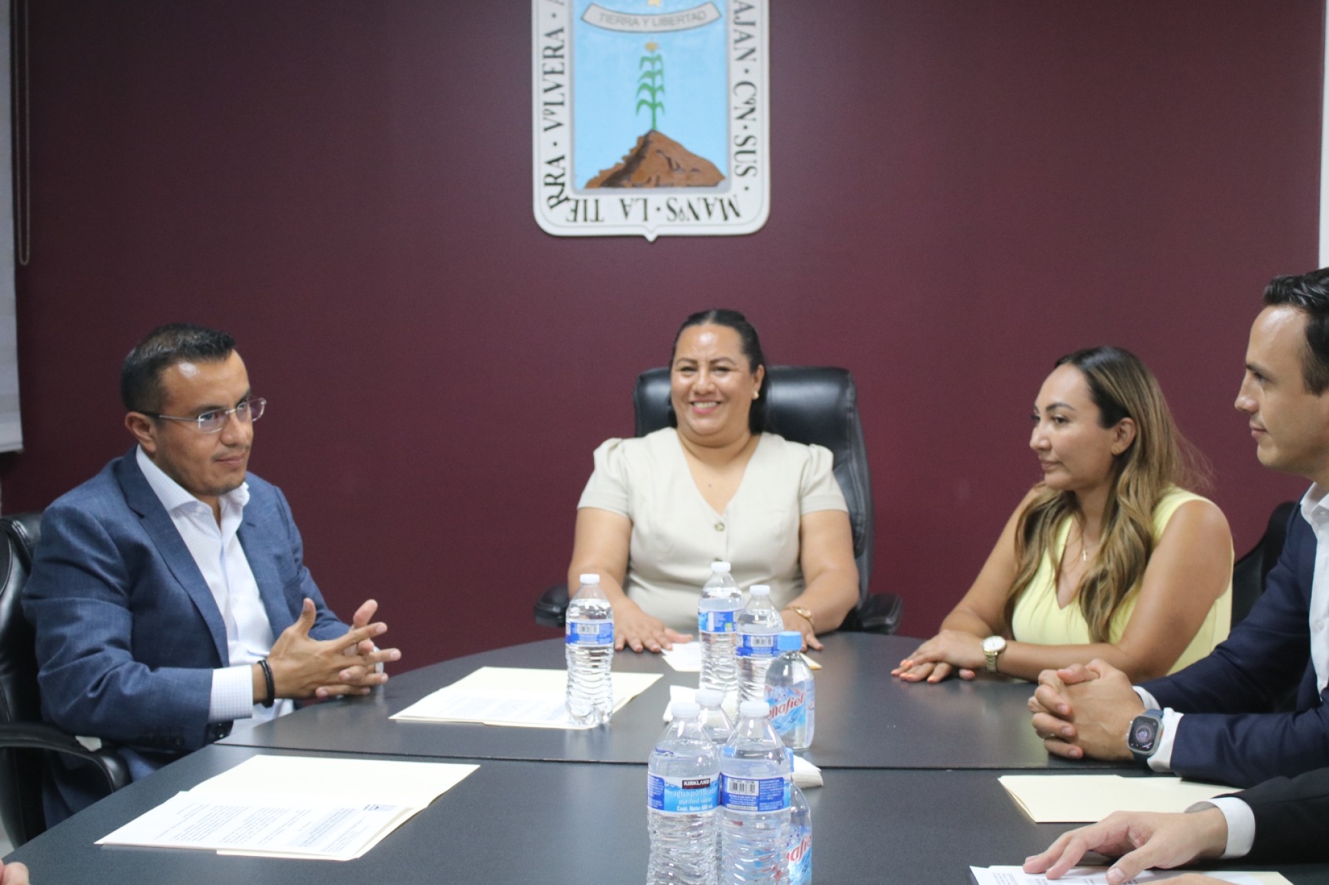 Da inicio la transición de la Mesa Directiva del Congreso del estado con compromiso y transparencia