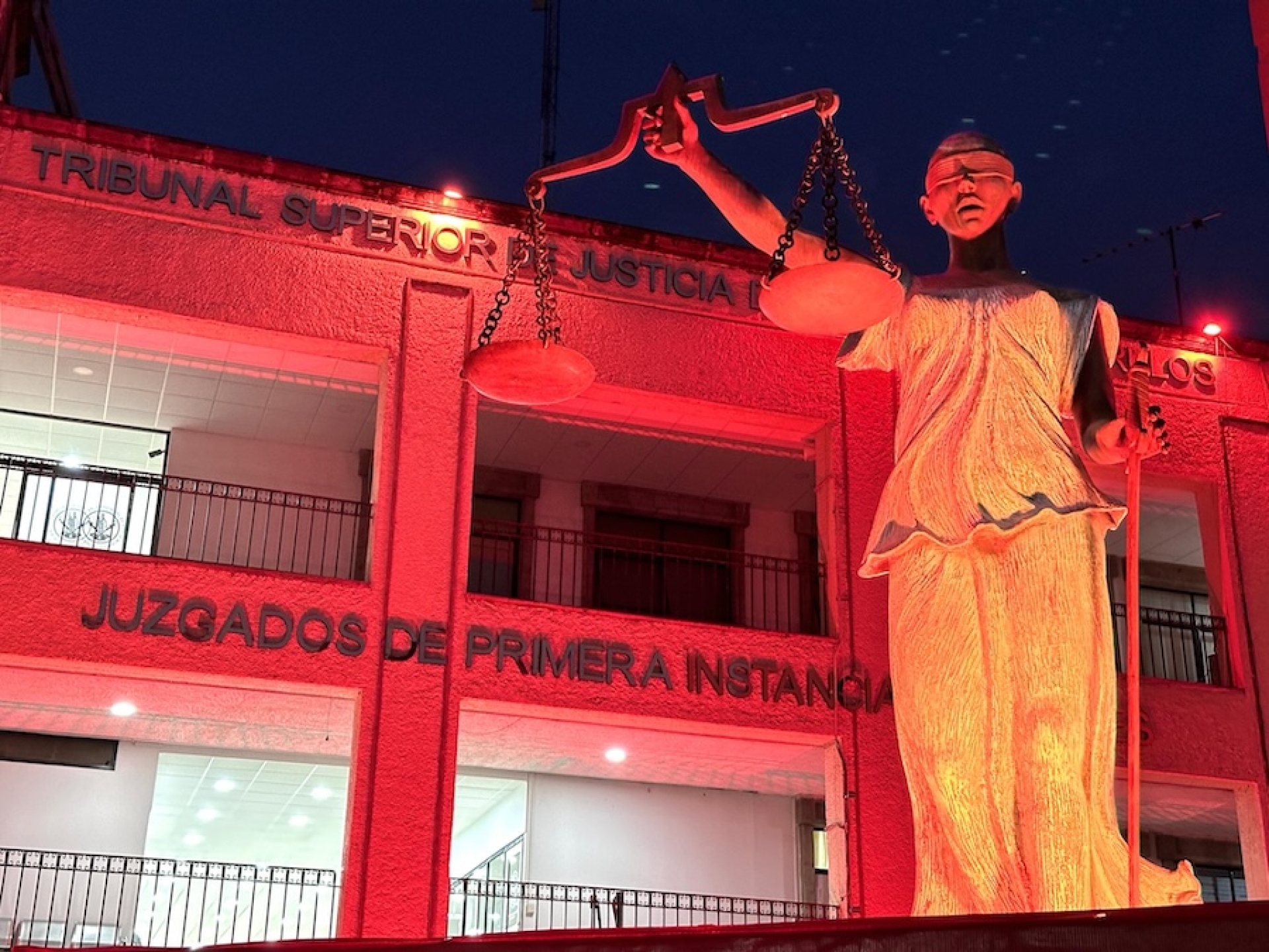 Se suma TSJ al activismo por el Mes Naranja