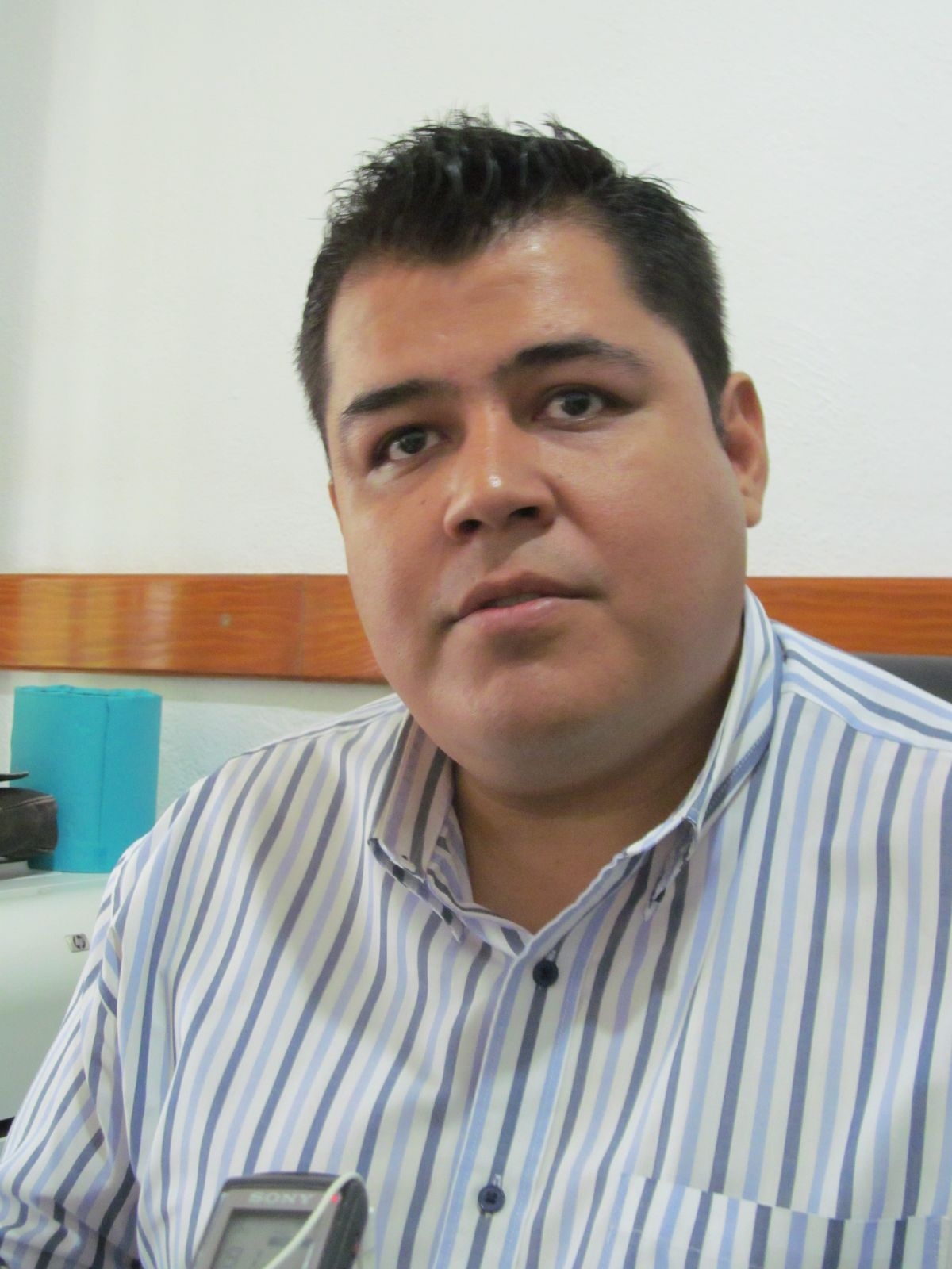Niega regidor de Zacatepec asistir al ayuntamiento sólo los días de pago