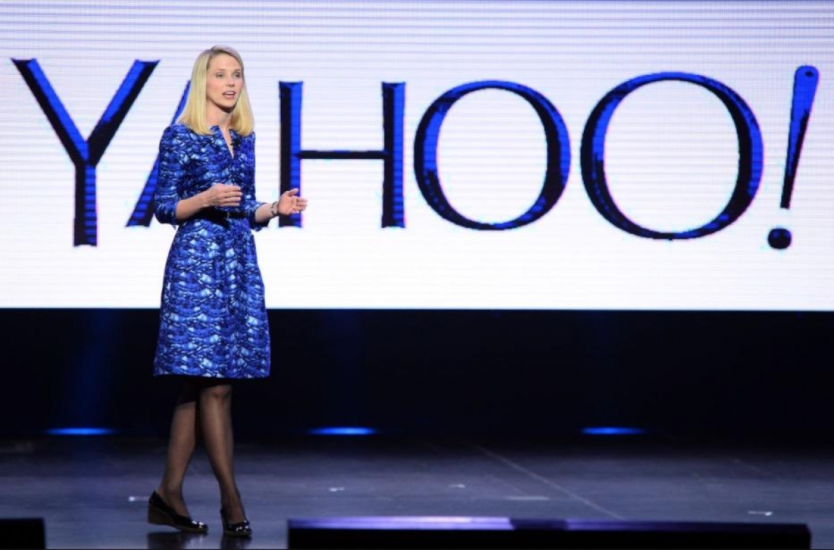 CEO de Yahoo renuncia a la empresa