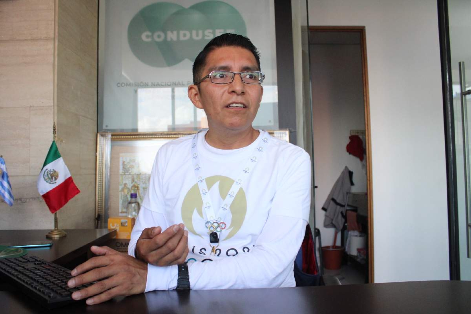 Piden a padres no caer en engaños con créditos impagables