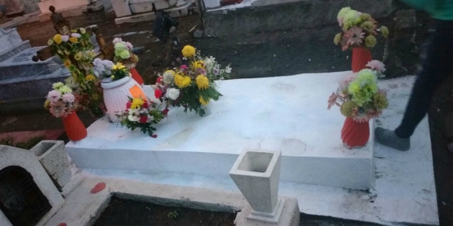 Informa FGE que por orden de juez de control se exhumó cuerpo para corroborar causa de muerte