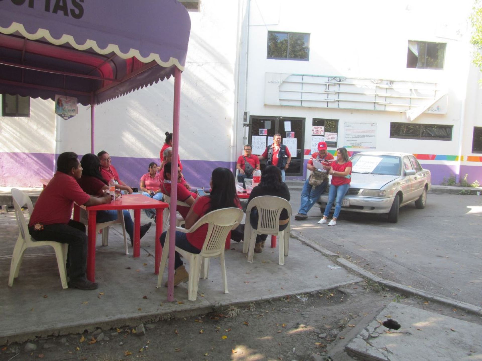 Personal de Servicios Periciales de la región sur se cansó de esperar incremento salarial