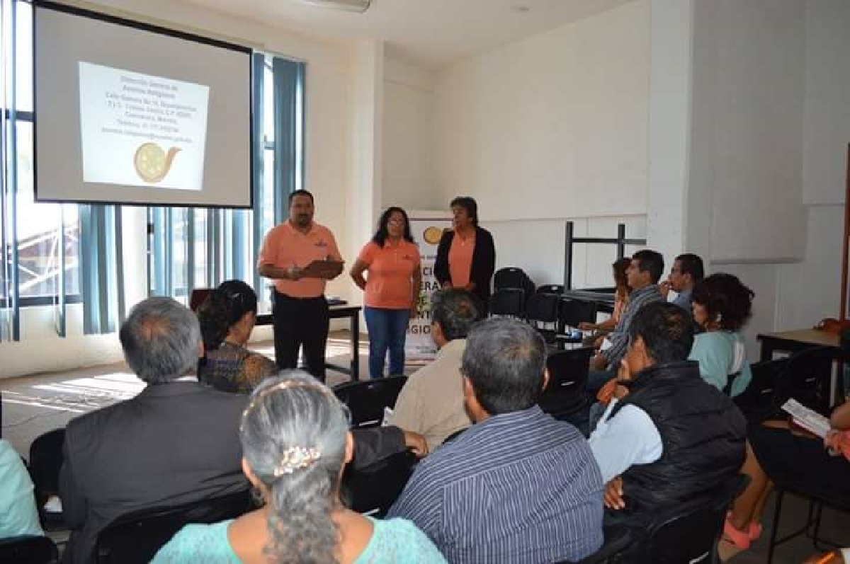 Realizan el primer taller de actualización en materia religiosa en Mazatepec