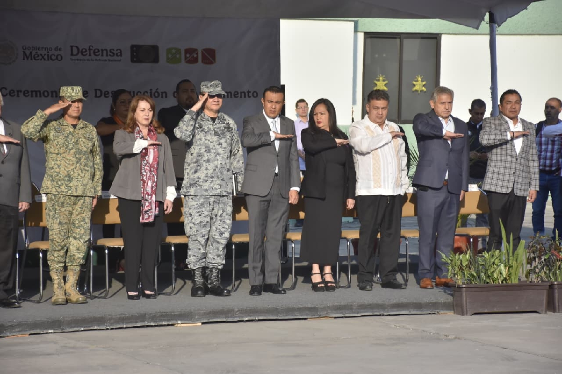 Preside gobernadora Margarita González Saravia ceremonia de destrucción de armamento