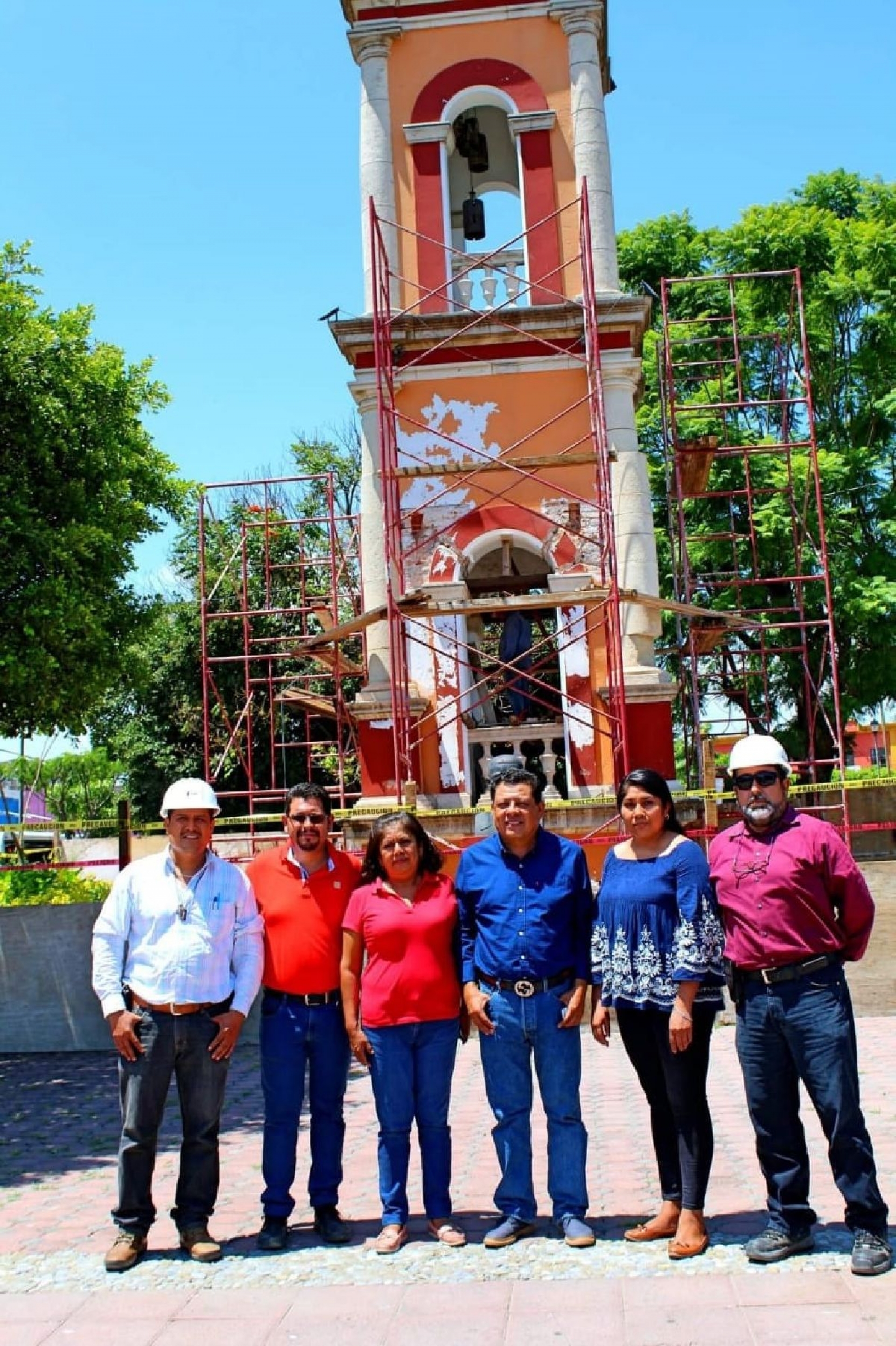 Rehabilitan torre del reloj en Jonacatepec