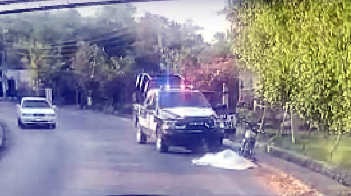 Confunden cable tirado con un cadáver