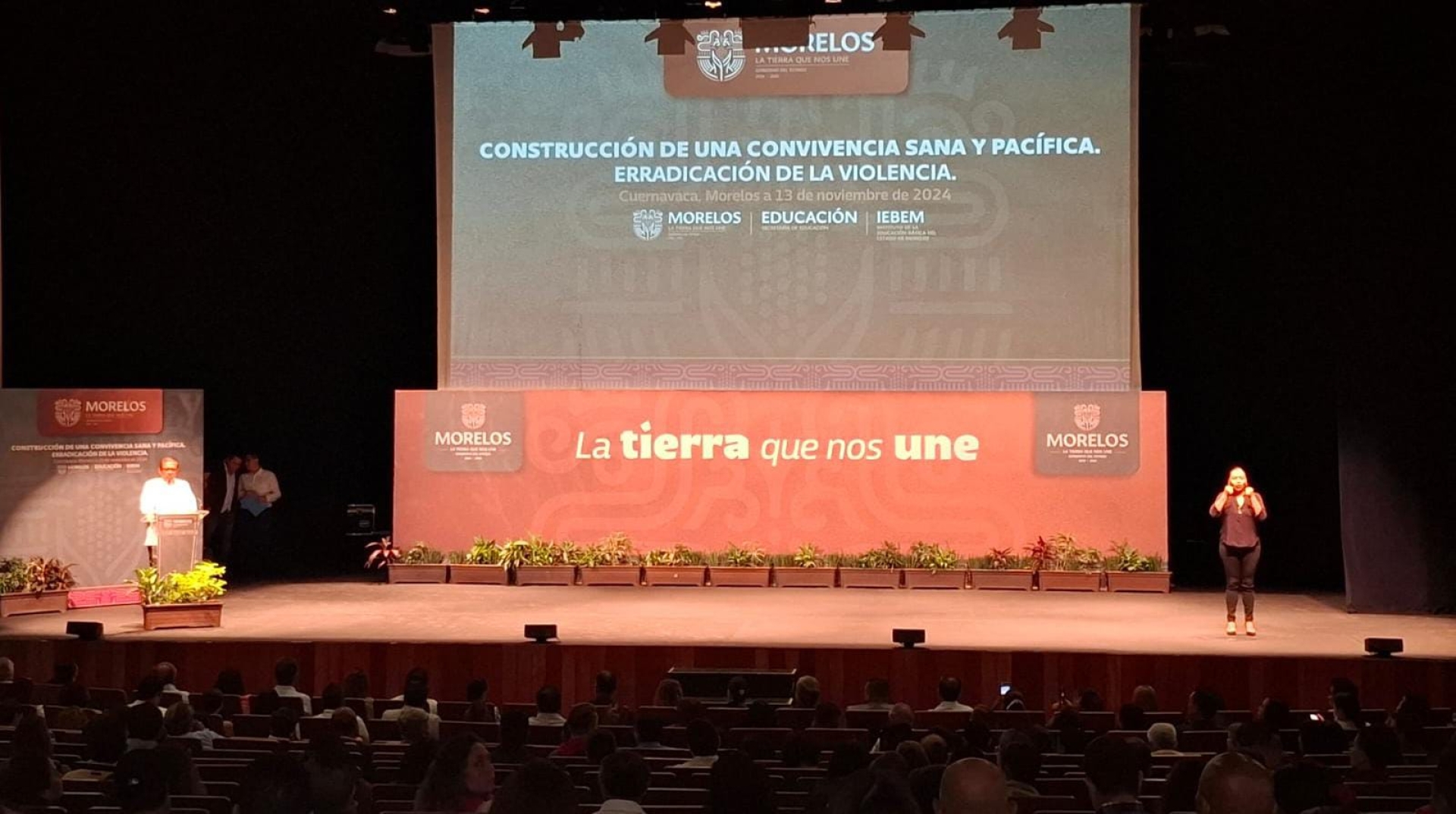 Inaugura gobernadora programa 'Construcción de una convivencia sana y pacífica. Erradicación de la violencia'