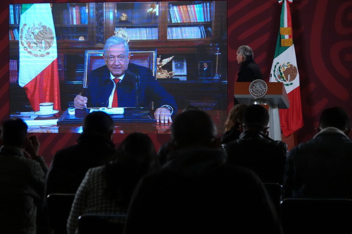 "Me siento bien": AMLO envía mensaje durante la mañanera