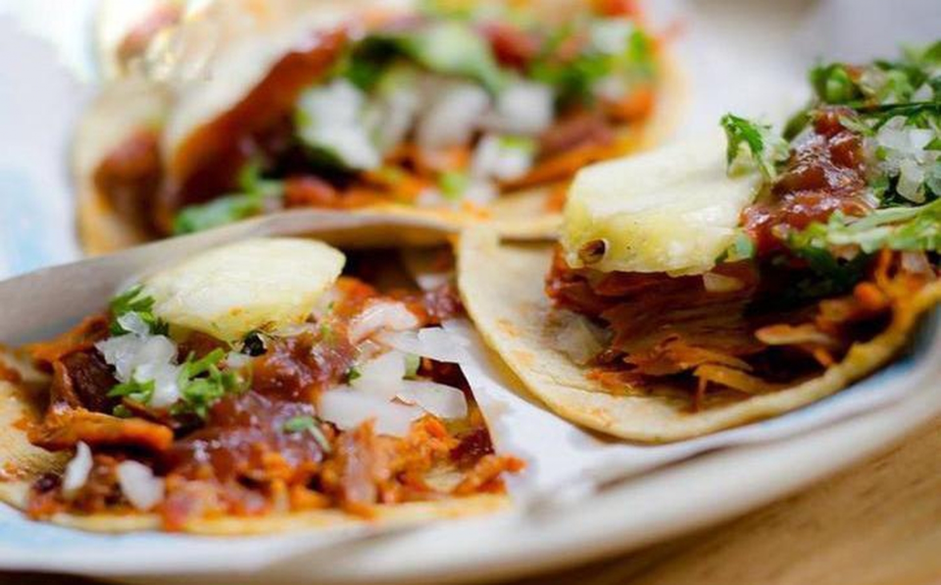 Los tacos al pastor el top 1 como mejor platillo del mundo por encima de la comida italiana