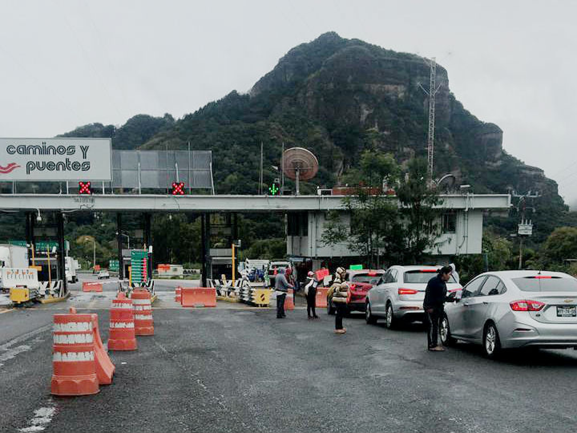 'Liberan' habitantes de Amilcingo caseta de Tepoztlán