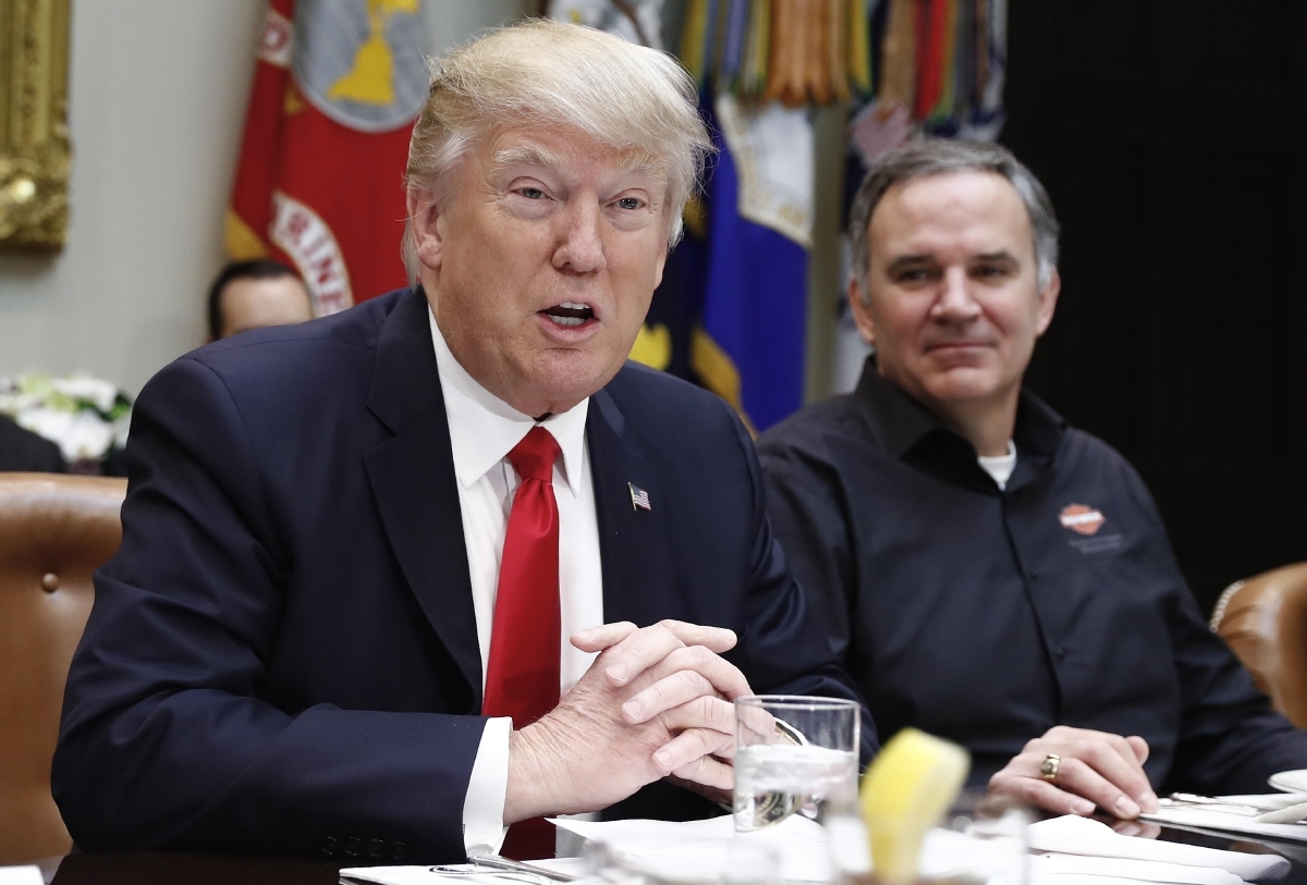 "Lo siento, la gente quiere una frontera segura", tuitea Trump