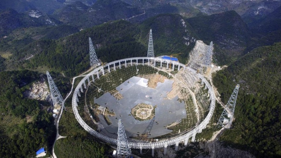 China desaloja a 9.000 personas por un megaproyecto para buscar extraterrestres